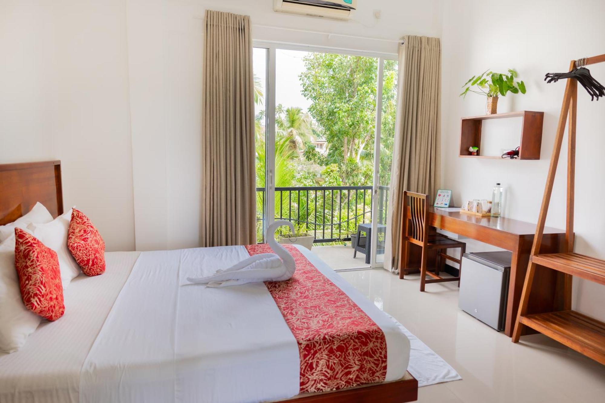 Sea Cloud Hotel Unawatuna Bagian luar foto