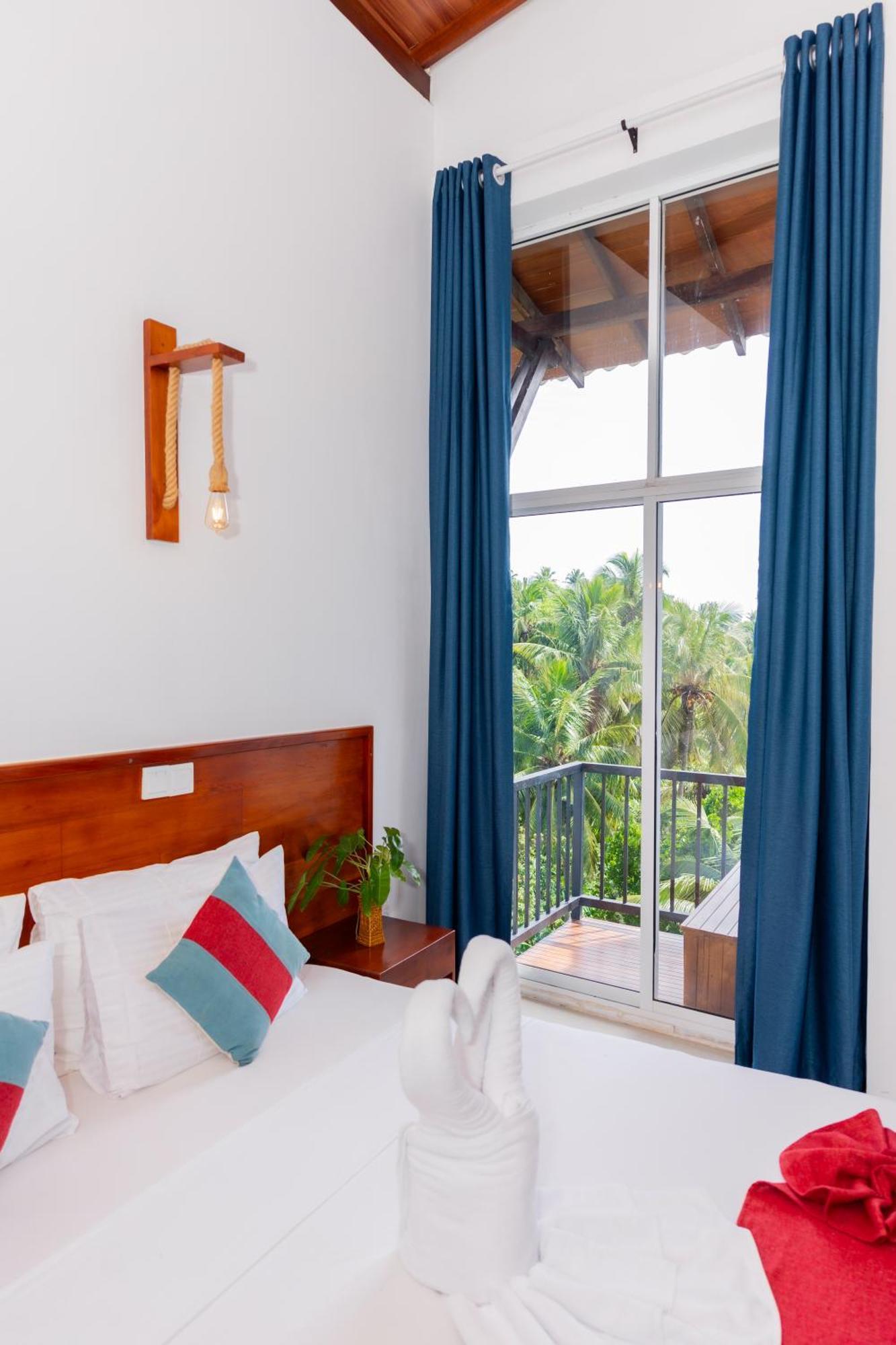 Sea Cloud Hotel Unawatuna Bagian luar foto