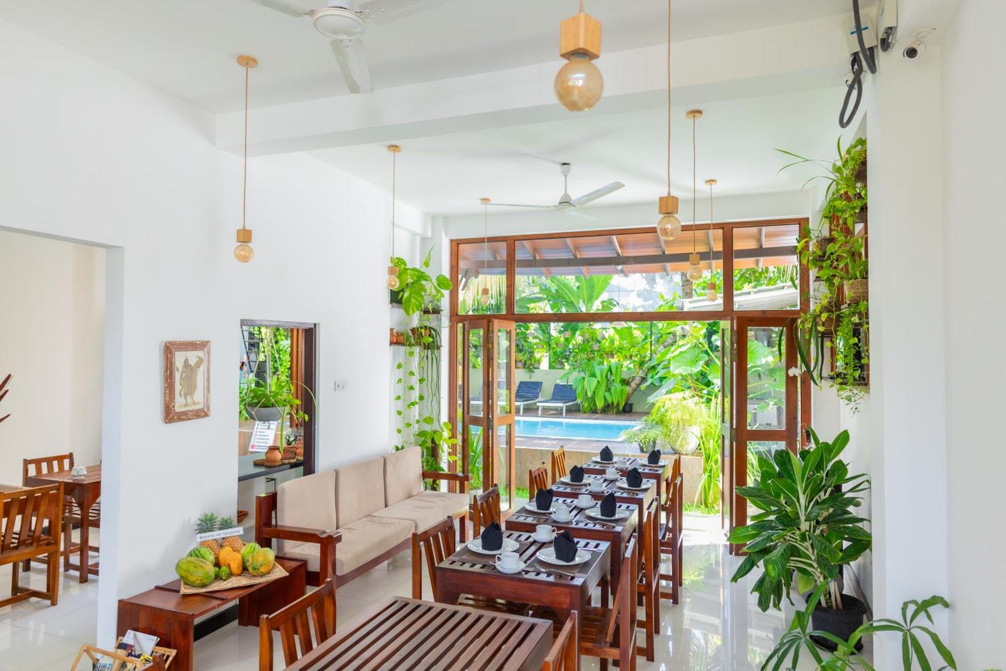 Sea Cloud Hotel Unawatuna Bagian luar foto