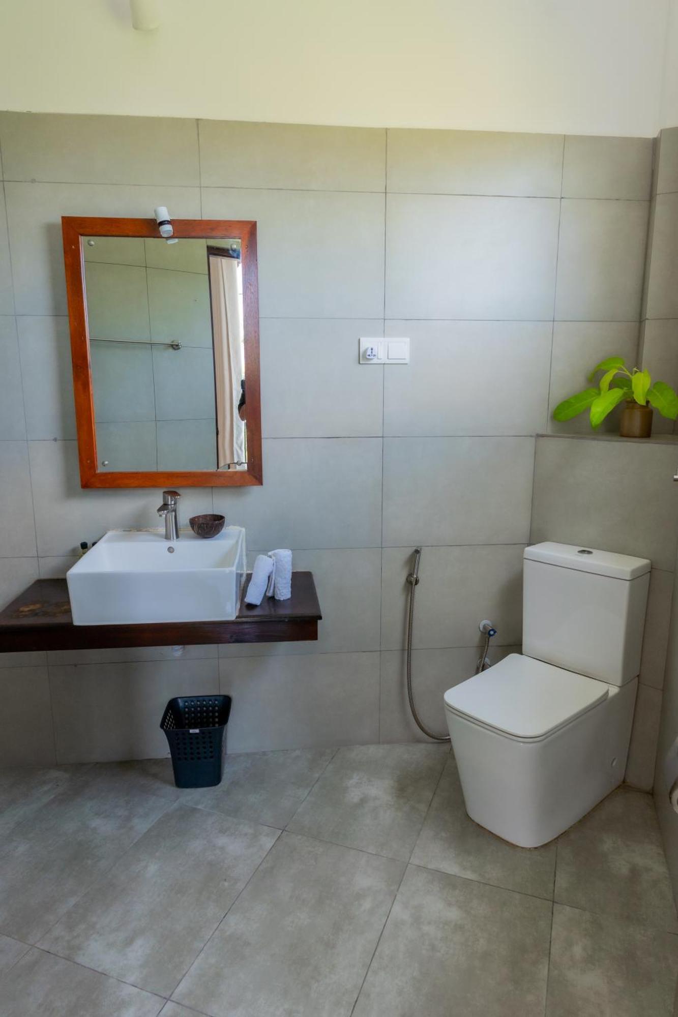 Sea Cloud Hotel Unawatuna Bagian luar foto